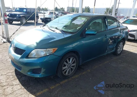 2010 Toyota Corolla Le z USA, uszkodzony, nr VIN 2T1BU4EE4AC357732